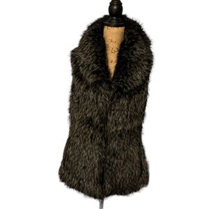 I.N.C. INTERNATIONAL CONCEPTS Faux Fur VEST, Black/Cream, Size Medium
